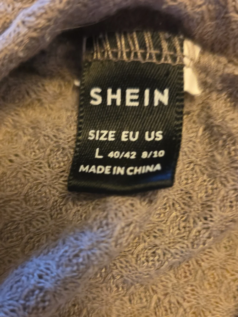 Shein Ribbed Button-Front Tank Tops - Picture 4 of 5
